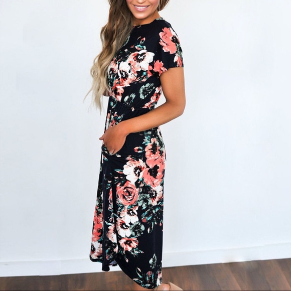 💕 Floral short sleeve dress side pockets - Picture 2 of 4